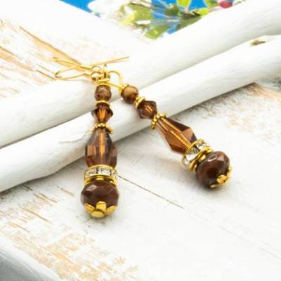 Elegante braune Glasperlen Ohrhänger, Boho Ohrringe, handgemachter Unikatschmuck, Weihnachtsgeschenk