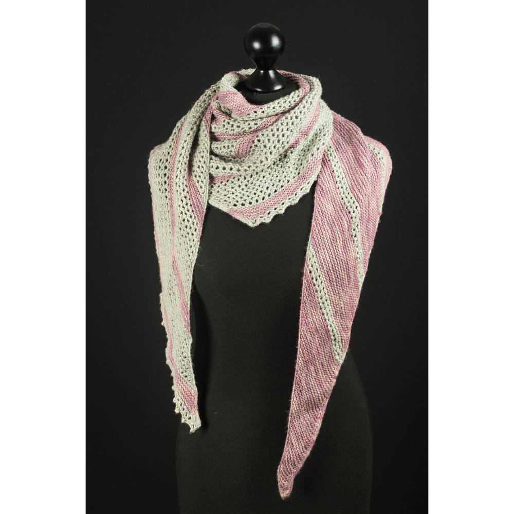 Strickanleitung Dreieckstuch mit Lochmuster Desert Rose Bild 4