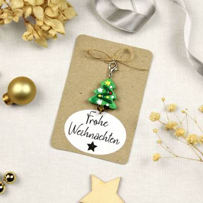 Kleines Weihnachtsgeschenk – Glas Tannenbaum Anhänger mit Karabiner auf Karte
