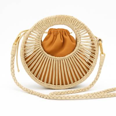 Round Sophistiqué – runde Makramee-Tasche in Beige