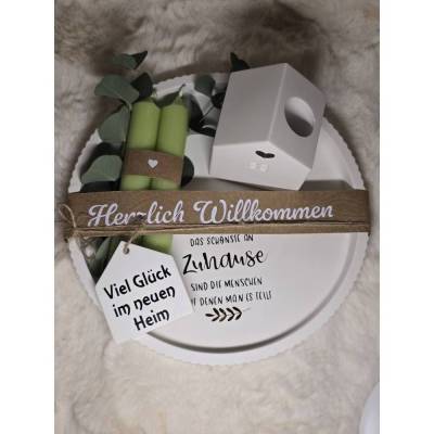 Geschenkset Einweihung, Umzug & Richtfest – Raysin Haus, Kerzen, Eukalyptus, Teller (21,5 cm)