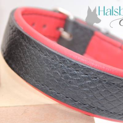 Lederhalsband Schwarz–Rot aus geprägtem Geschirrleder | HU 39 cm (+/− 3 cm)