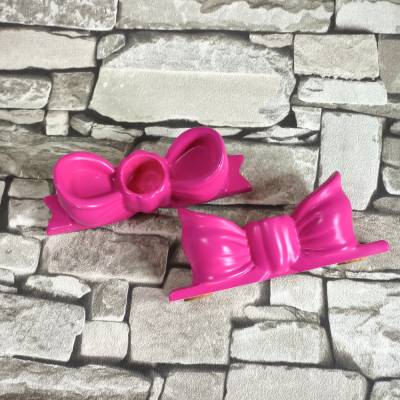 Schleifen-Kerzenständer Dopamine Look – Handgefertigt & glänzend – Trendige Tischdeko für Hochzeit & Geschenk