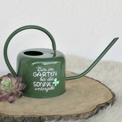 Emaillierte Gießkanne dunkelgrün mit Aufschrift – personalisierte Kakteenkanne für Zimmerpflanzen & Garten