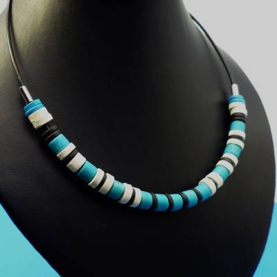 Lederkette, unisex, weiss, türkis, silber, schwarz, Keramikperlen, Halskette, Surfer, Handarbeit
