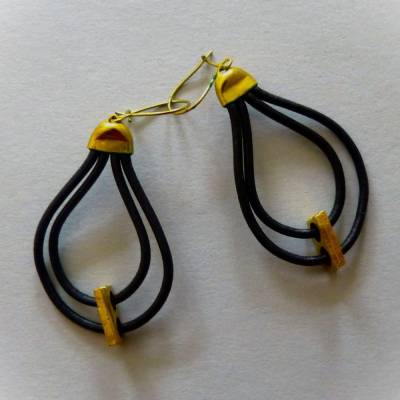 Ohrhänger, Leder + Metall, schwarz gold, Ohrschmuck, Ohrringe