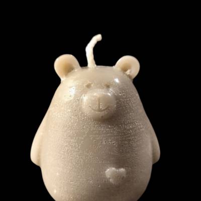 Teddy Kerze mit Herz – handgemacht aus Paraffinwachs – 3,5 × 4,5 × 5 cm – Wunschfarbe & Wunschduft