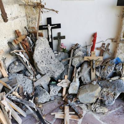 Kreuze der Erinnerung – Spirituelle Kraft in höchster Auflösung