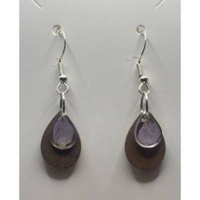 Handgefertigte Holz Resin Ohrringe mit lila Blüten – Natürliche Eleganz & Unikat