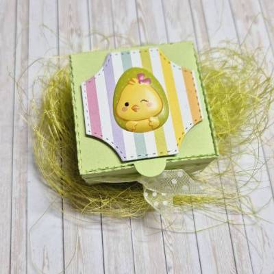 Ostern Geschenkbox für Teelicht – Handgemachte Geschenkidee im österlichen Design