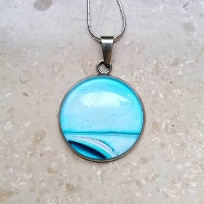 Miniaturacrylbild im Edelstahl-Anhänger (2,5cm) mit Halskette – Handgemaltes Unikat