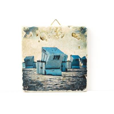 Strandkörbe auf Sylt – Vintage Travertin Fliese 10x10 cm zum Hängen | Shabby Chic | Wanddeko Nordsee | Fotokunst auf Ste