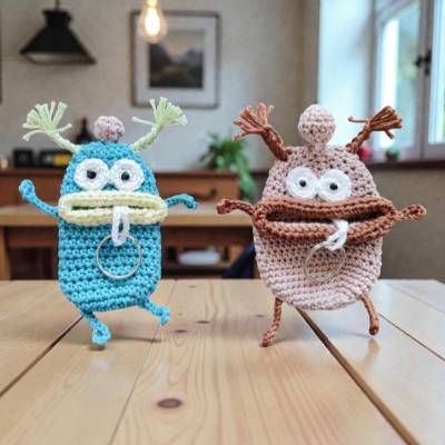 Originelle Schlüsseltaschen / Etui "Monster" ,gehäkelte Handarbeit 