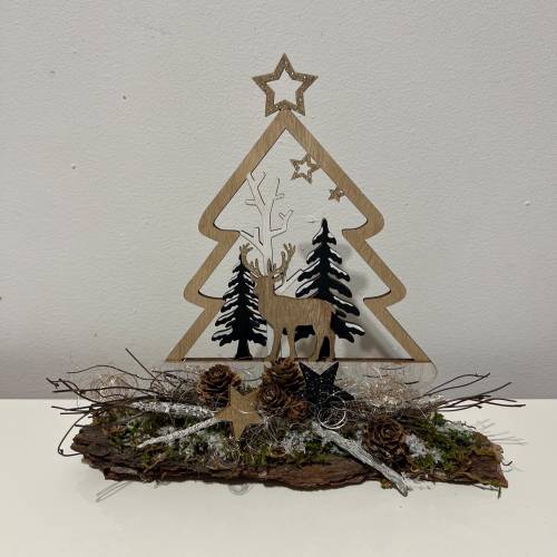Weihnachtsdeko Weihnachtsgesteck mit einem Hirsch