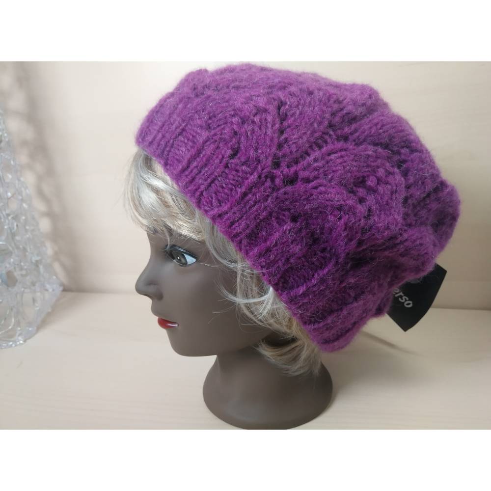 Handgestrickte Ajourmütze Lila – Unikat aus Diverso von Lana Grossa Bild 1