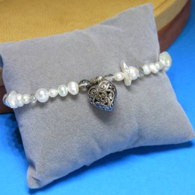 zartes Armband, Silberherz, Süßwasserperlen, Glasschliffperlen, Perlmutt, weiß, silber, Armschmuck, Perlenarmband