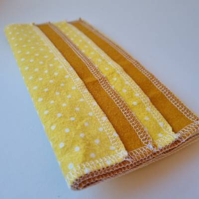 Waschbare UN-Papier Küchentücher - 4 Blätter aus Baumwollstoff / Flanell - gelb - von he-ART by helen hes