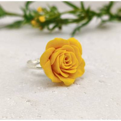 Gelb Rosenring verstellbar aus Polymer Clay, Blumen Geschenk für Blumenliebhaber, Geschenk für Mama 