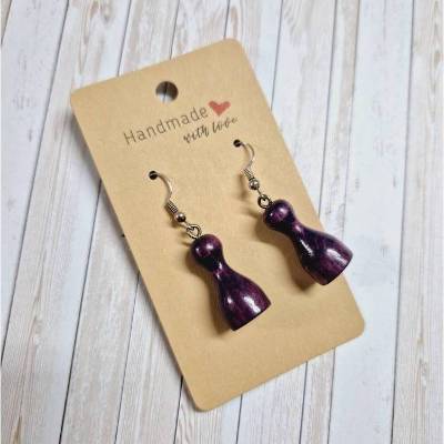 Ohrringe Ohrhänger Spielkegel violett Holz  – 4,5 cm – originelle Geschenkidee