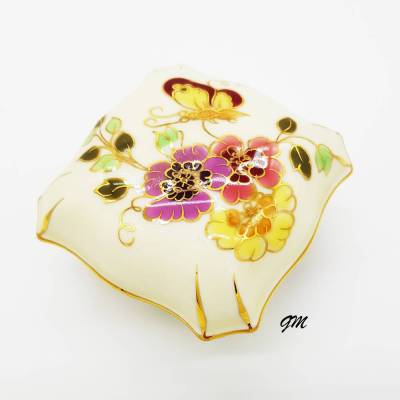 ZSOLNAY PECS Konfektdose Porzellan handgemalt signiert Elfenbein Vintage