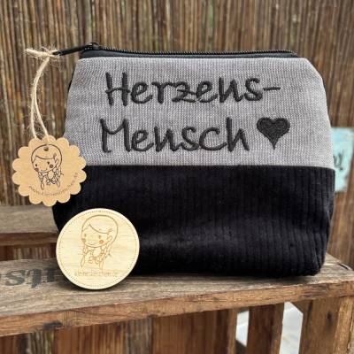 Herzensmensch Schminktasche – Geschenk Kosmetiktasche, Kulturbeutel individuell bestickt