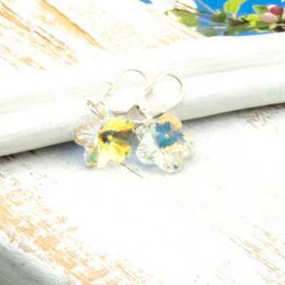 Lässige Unikat Ohrhänger aus Glas & Silber in crystal– Geschenkidee für Frauen, Ostern