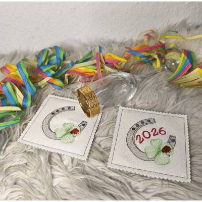 Stickdatei Glücksbringer Untersetzer ITH Set 2602 – Mug Rug Hufeisen, Kleeblatt & Marienkäfer 2026 - 2030