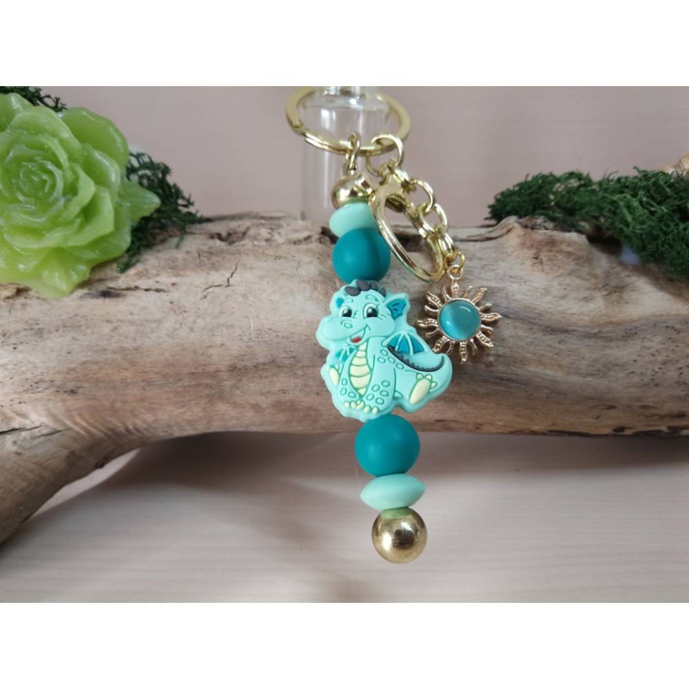 Schlüsselanhänger Drache aus Silikonperlen – Geschenkidee, lustige Drachenfigur, universell einsetzbar, viele Varianten Bild 1