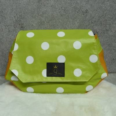 Allzwecktasche mit Punkten – Orange Kunstleder & grünweißes Wachstuch