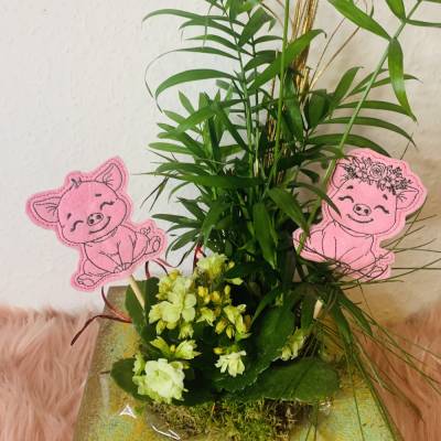 Stickdatei Schwein Blumenstecker ITH Set 992 – Doodle Lineart, inkl. Anleitung & Stickformate