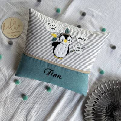 Geburtskissen personalisiert mit Pinguin - Name & Geburtsdaten liebevoll bestickt, 30x35 cm