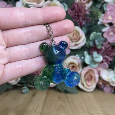 Schlüsselanhänger Bärchen aus Resin – Handgemachtes Unikat mit individuellem Farbverlauf
