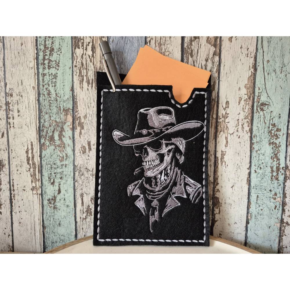 Skelett Cowboyhut Lichteffekt Stickdatei 12-14x18cm – Totenkopf Cowboy für schwarze Stoffe Bild 5