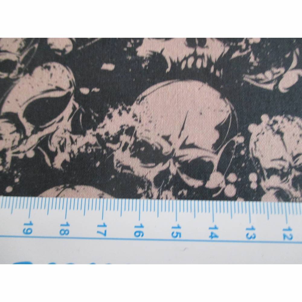 Rest:0,8mx1,45m Baumwolle  Kim Totenkopf skulls Schädel  beige/schwarz Oeko-Tex Standard 100 Bild 4