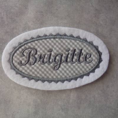 Applikation mit Namen Brigitte und Bügelfolie