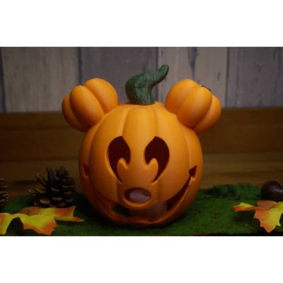 Halloween Kürbis Laterne mit Gesicht