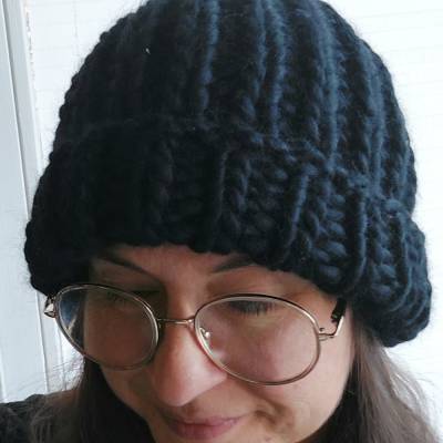 Handgestrickte Mütze aus extradicker Wolle Seehawer Naturgarn  für Erwachsene schwarz