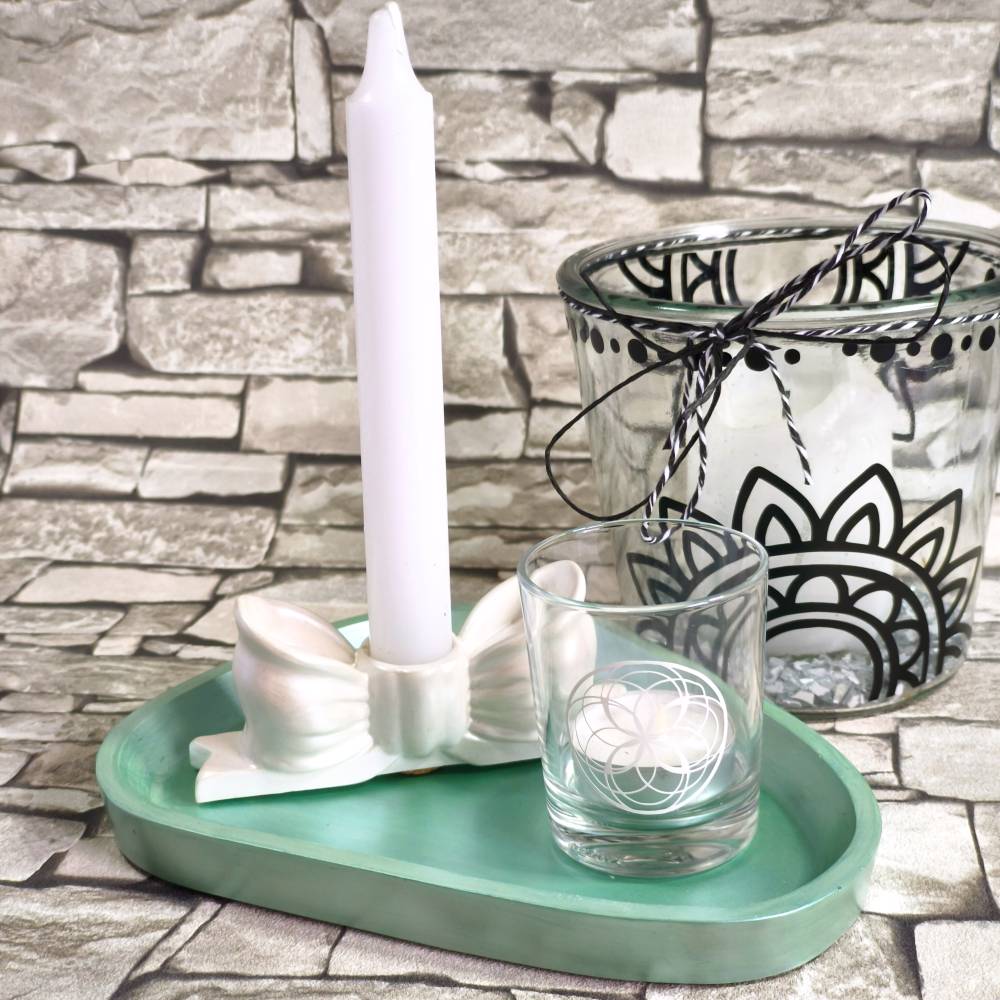 Handgemachtes Deko-Tabletti n glänzendem  Metallic Grün. Minimalistische Ganzjahresdekoim Dopamin decor Look Bild 8
