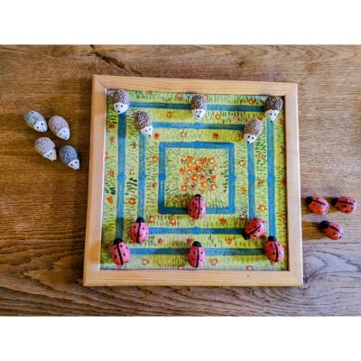 Handgemachtes Mühlespiel aus Keramik – ein Stück Natur für Ihr Zuhause