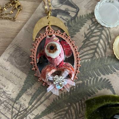 Cthulhu Fisch Augenapfel Halskette