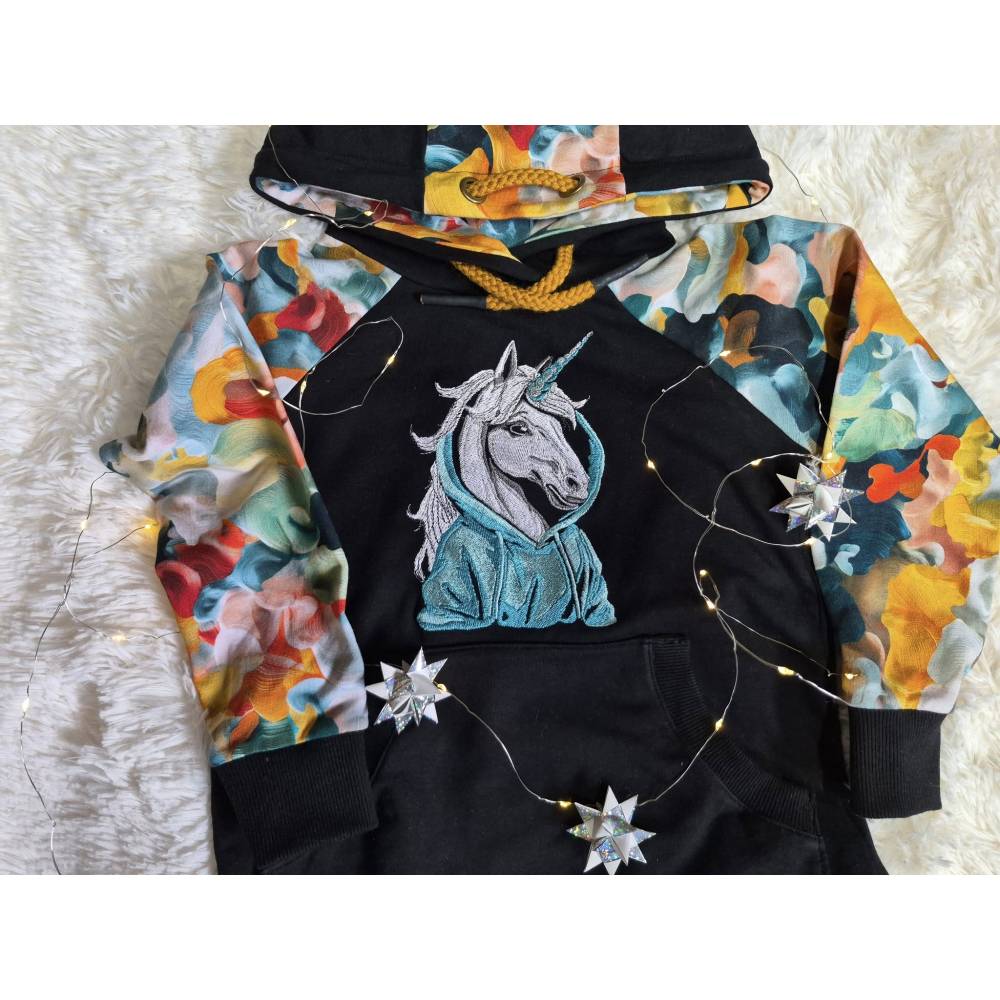 Einhorn cool Color Lichteffekt – 24-26*15-16cm, JEF 20*17cm Magisches Stickmuster für schwarze Stoffe Bild 4