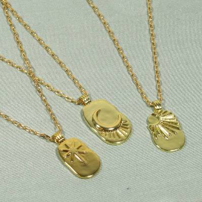Halskette Sonne Mond Stern aus vergoldetem Messing – handgefertigt & himmlisch (2499)