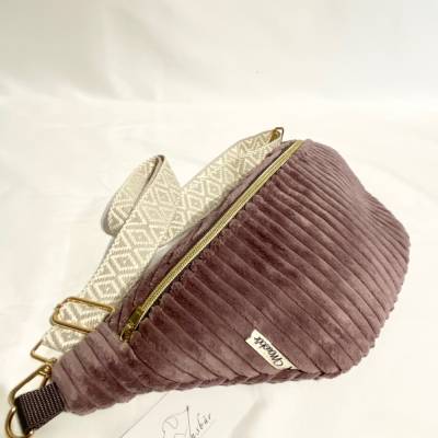 Crossbody-Bauchtasche - groß - aus Cord / Cordsamt – vielseitig tragbar,  größenverstellbar, handmade