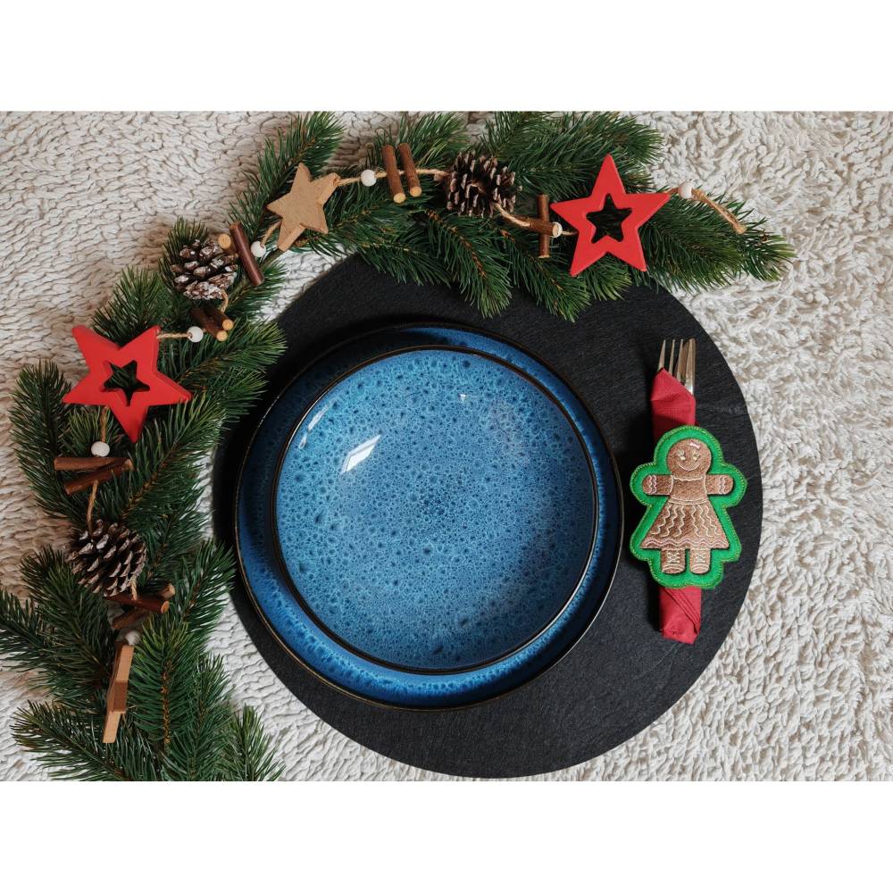 Stickdatei Lebkuchenfrau 14x14cm bzw.15x15cm – Weihnachtsstickerei mit Zuckerguss-Effekt für Stickmaschinen Bild 7