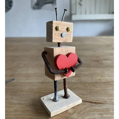 Kleine Holzfigur mit Herz, Geschenk, Mitbringsel für Liebende, Lieblingsmensch,