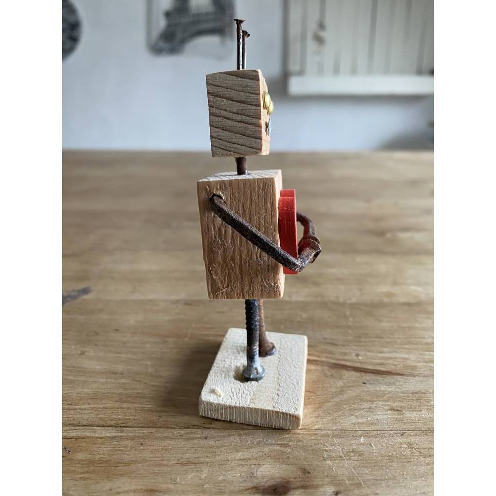 Kleine Holzfigur mit Herz, Geschenk, Mitbringsel für Liebende, Lieblingsmensch, Bild 3