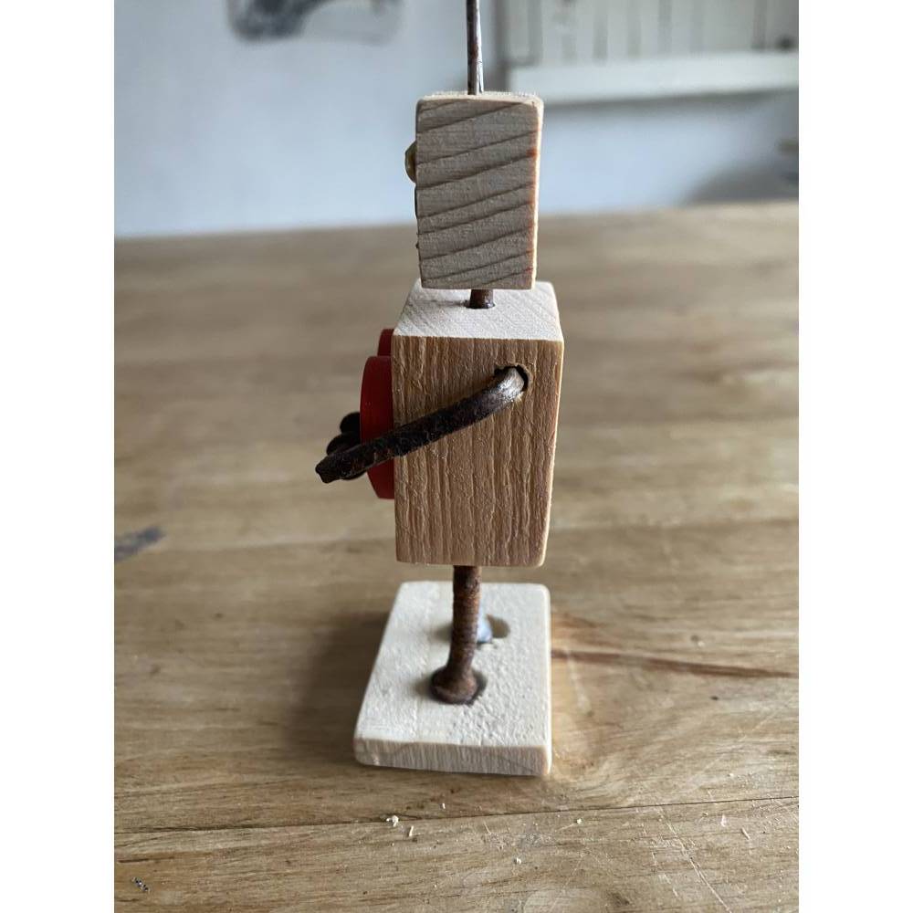 Kleine Holzfigur mit Herz, Geschenk, Mitbringsel für Liebende, Lieblingsmensch, Bild 5