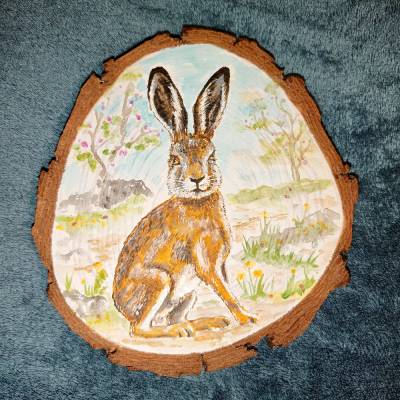 Astscheibe, handbemalt, Krafttier, Hase, Glücksbringer, Talisman
