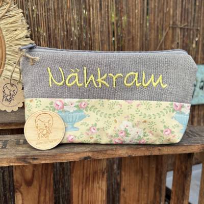 Nähkram Mäppchen gelb Tilda – Schlampermäppchen, Stiftemappe, Federmappe, individuell bestickt