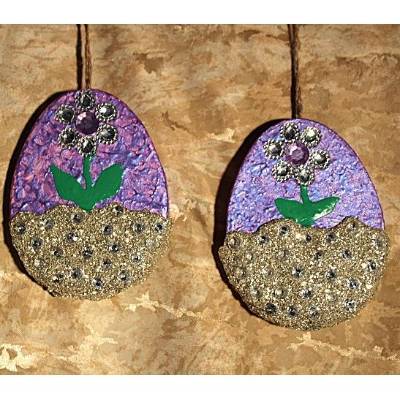 2 er-Set Ostereier BLÜMCHEN Collage Acrylmalerei auf einem flachen Pappmachè-Ei Künstler-Ei Osterei